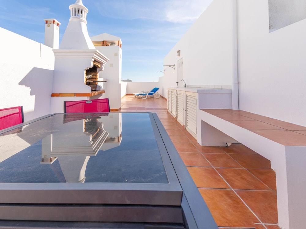Casa da Gina Apartamento T2 com BBQ
