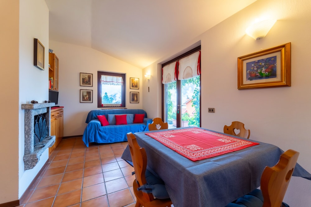 Crimson Apartment by Wonderful Italy photo 1