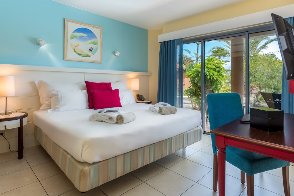 Porto Santo Vacations - Pestana Porto Santo Beach Resort  Spa - Property Image 65
