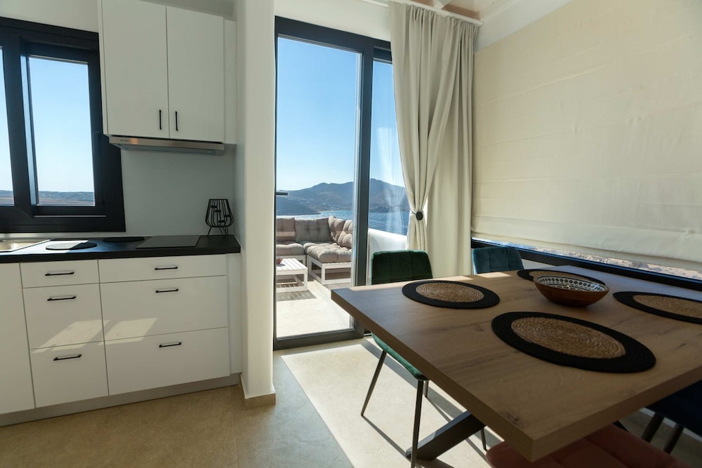 Apellon Mykonos Luxury Seaview Retreat