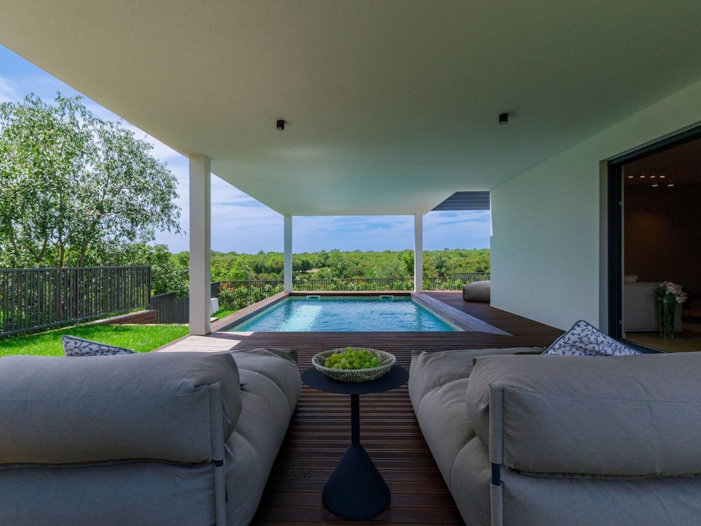 Holiday House with Pool Casa Lavanda