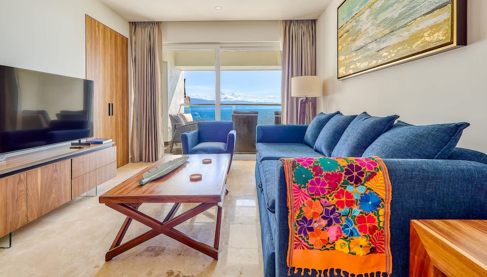 Harbor 171 Unit 1009