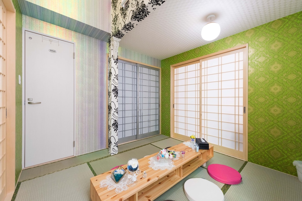 Papillon Paradis Nishi-Shinjuku