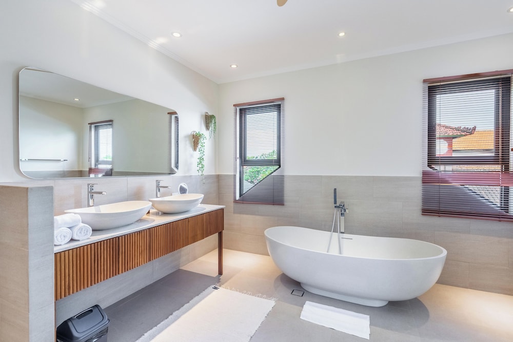 Oasis Residences - Serene Sanur Sanctuary, Modern Comfort Meets Nature