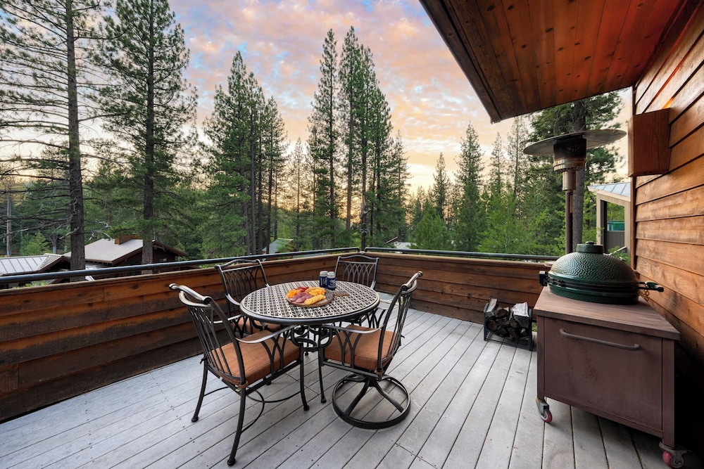 Northstar Haven Cozy-chic Retreat Near Lake Tahoe & Downtown Truckee
