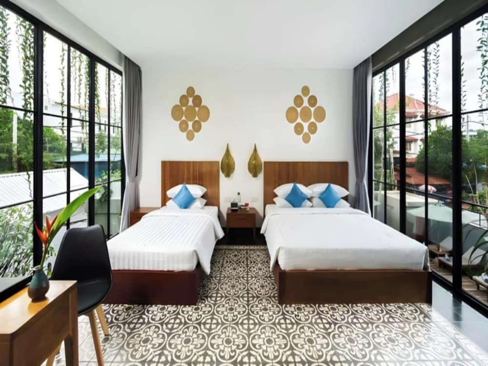 Room-family Suite With Balcony