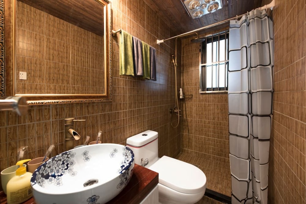 Apt of Freedom - the French Concession