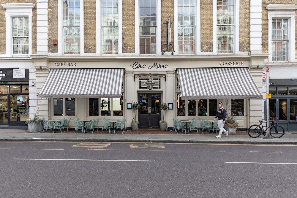 Cornwall Gardens Xxiii by Onefinestay