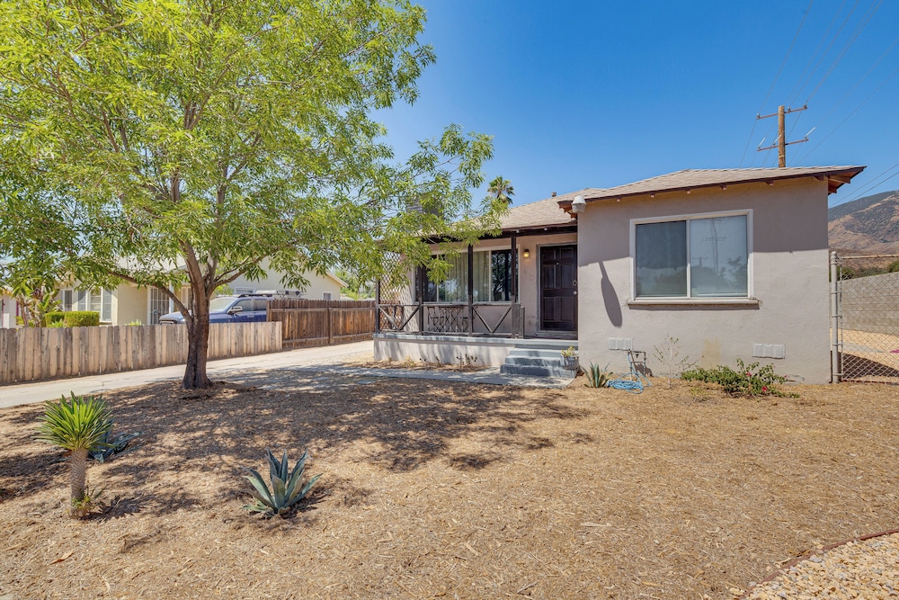 4 Mi to Csusb: Updated Home Near Shops & Eats