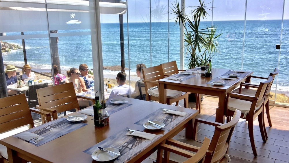 MI CAPRICHO C11 luxury apartment by the Sea