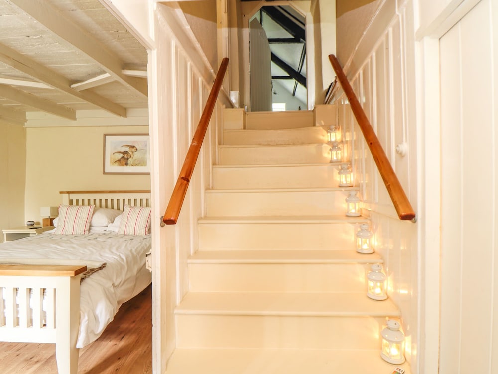 Higher Hill House