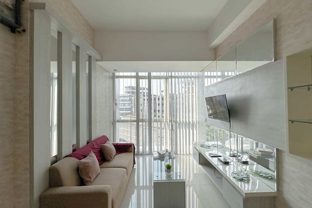 Modern Minimalist 2Br At Linden Apartment