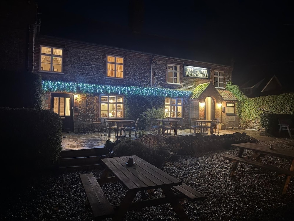 The Wheatsheaf Pub West Beckham