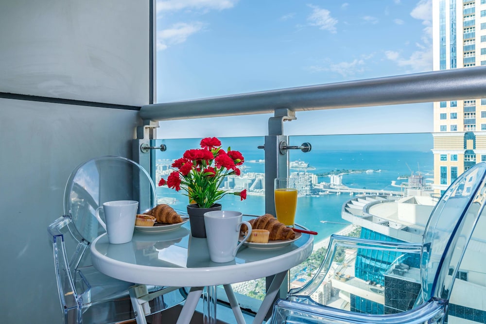 Yanjoon Holiday Homes - Princess Tower