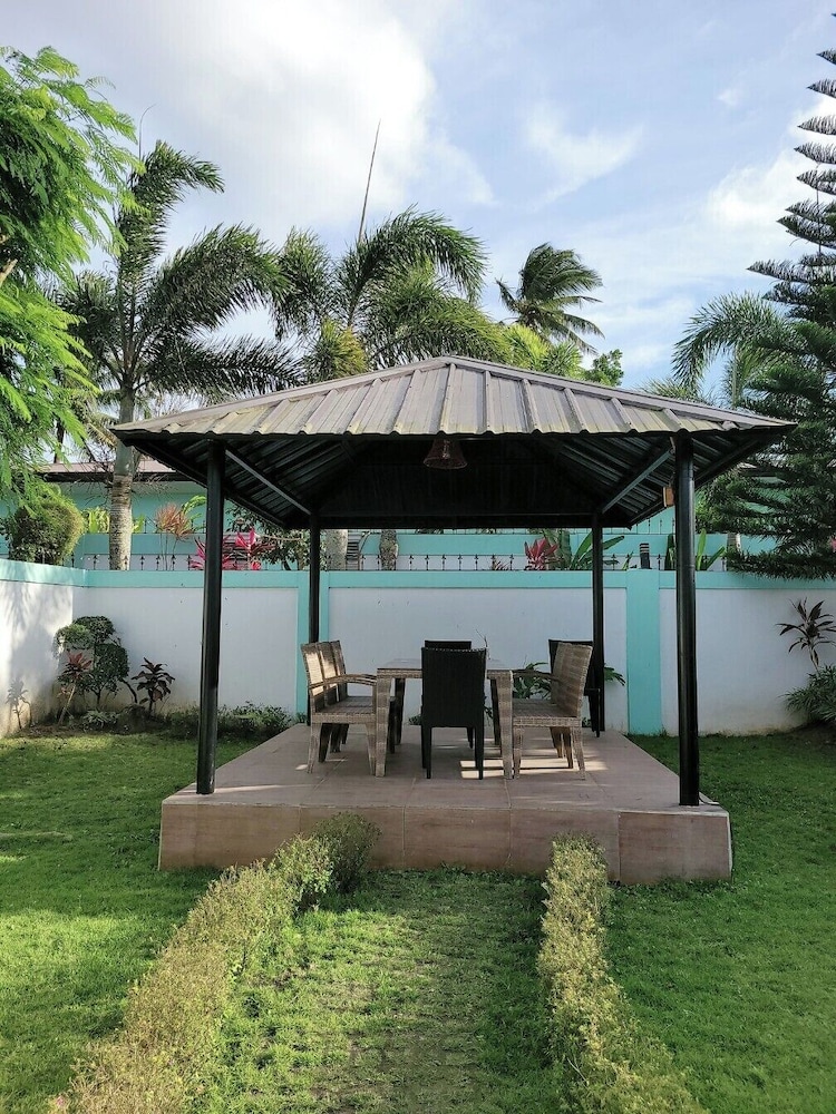 Jewelry Resort and Villas Tagaytay