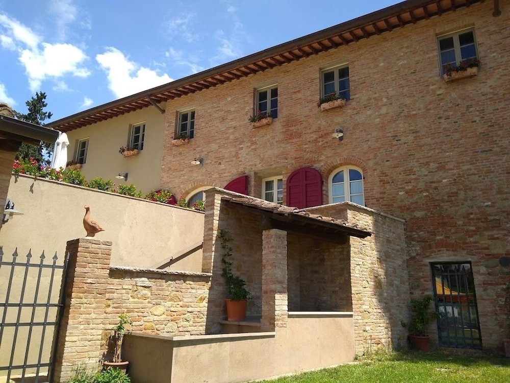 Photo 23