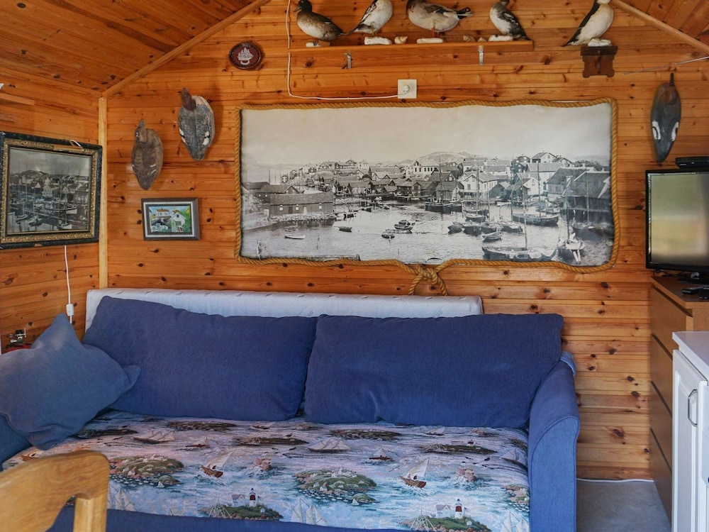 2 Person Holiday Home in Gullholmen view 4