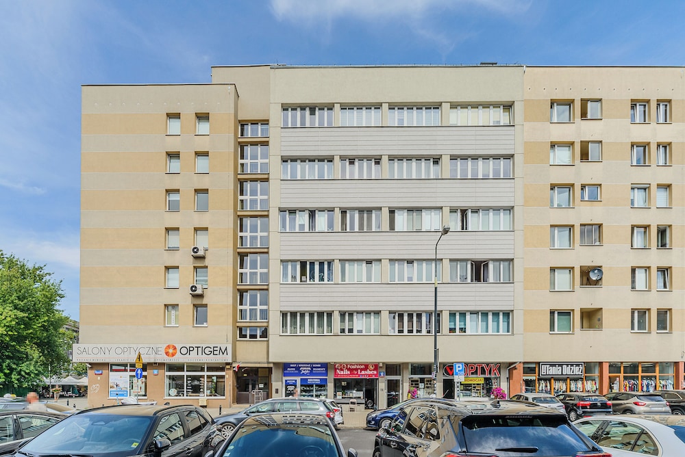 ShortStayPoland Plac Mirowski view 5
