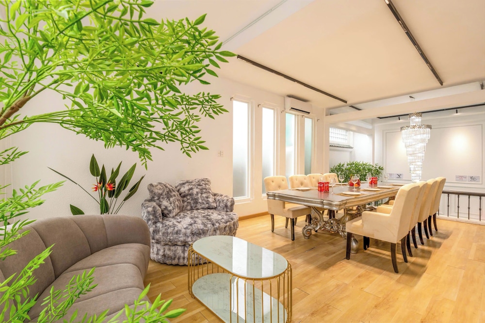 Lux white villa 9 Bedrooms