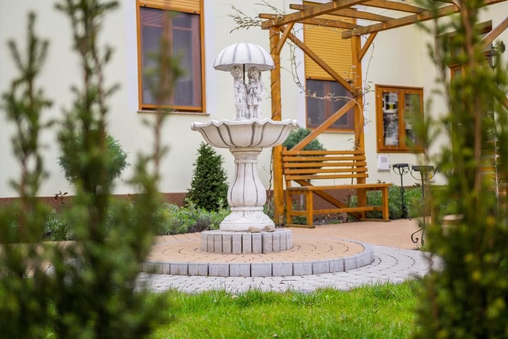 Hotel Corvinus