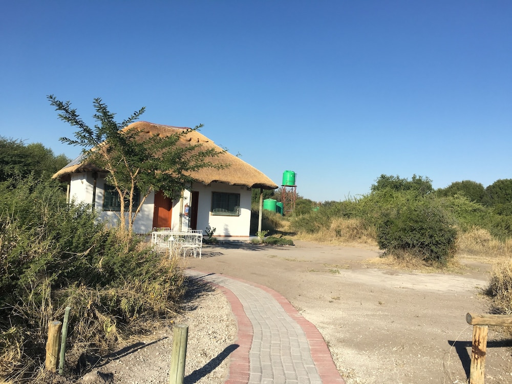 Rakops River Lodge