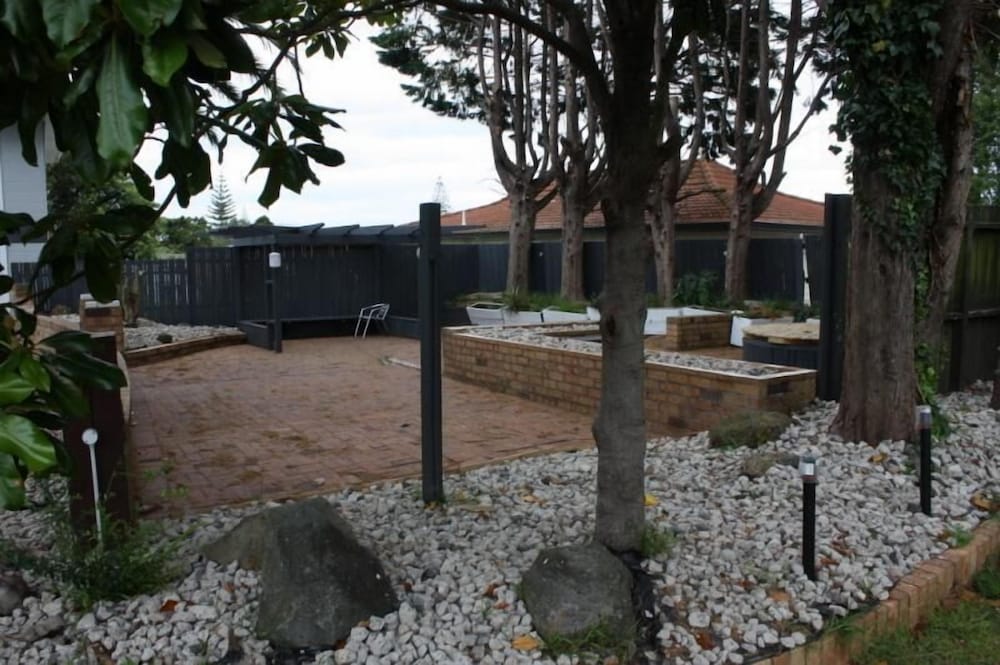 Airport Travel Air Motor Inn - Image 2