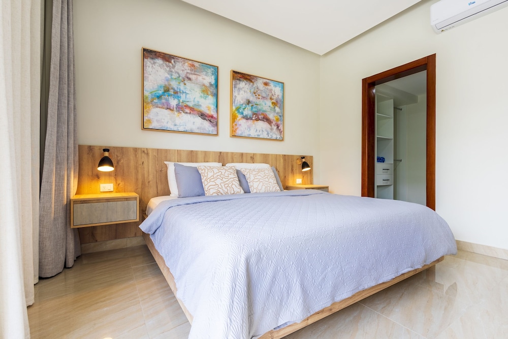 2BR Oasis in Eden Tropical - BBQ Pool Near Beach