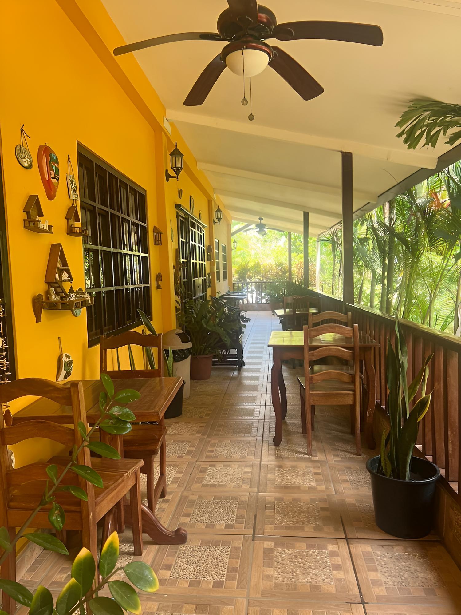 HOTEL Ecológico BLUEROCK