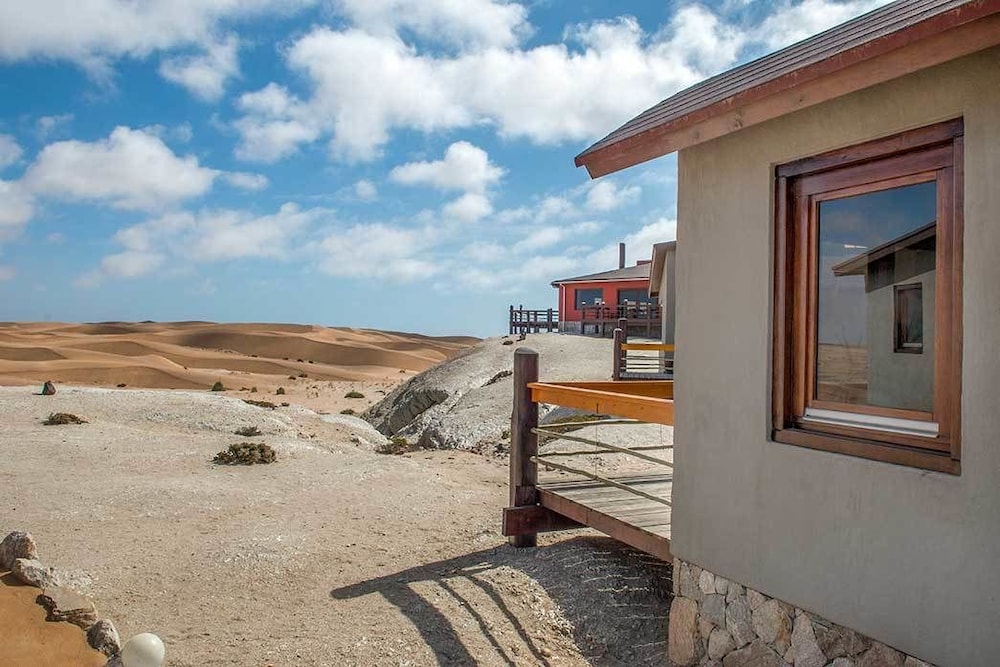 Desert Breeze Lodge