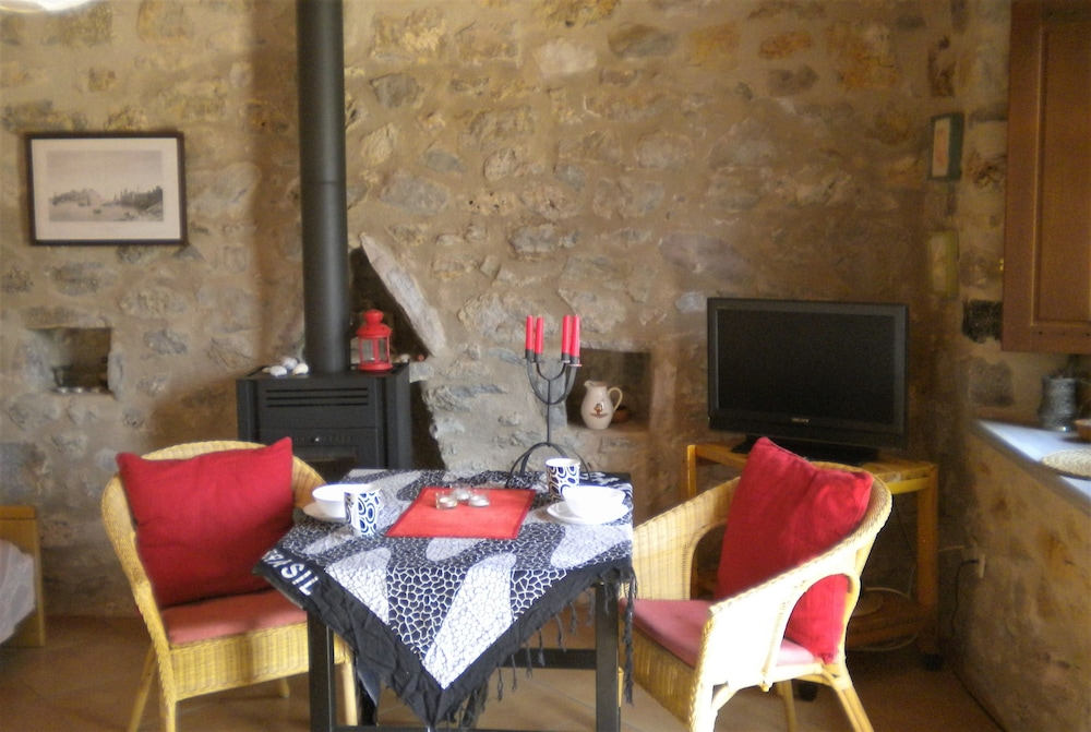 Arcadian Stone House For You