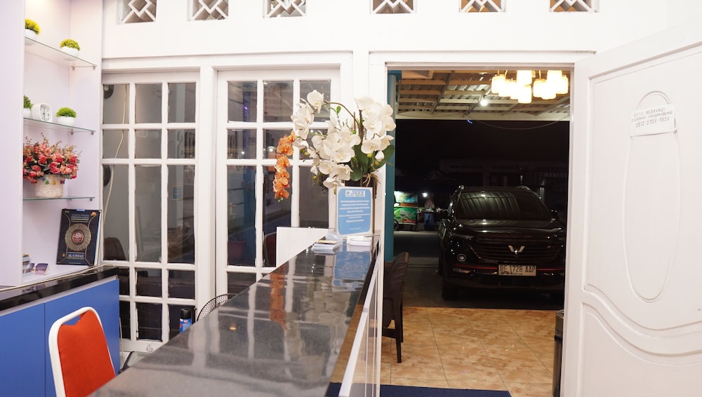 Jazz Room Kampung Inggris Syariah