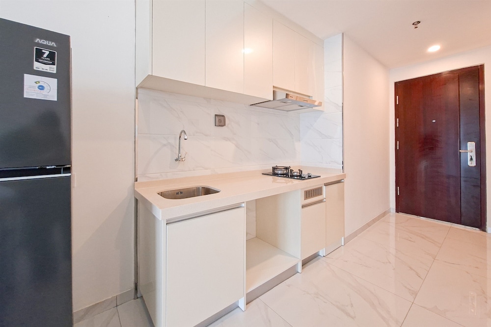 Tidy 2Br Sky House Alam Sutera Apartment Near Ikea