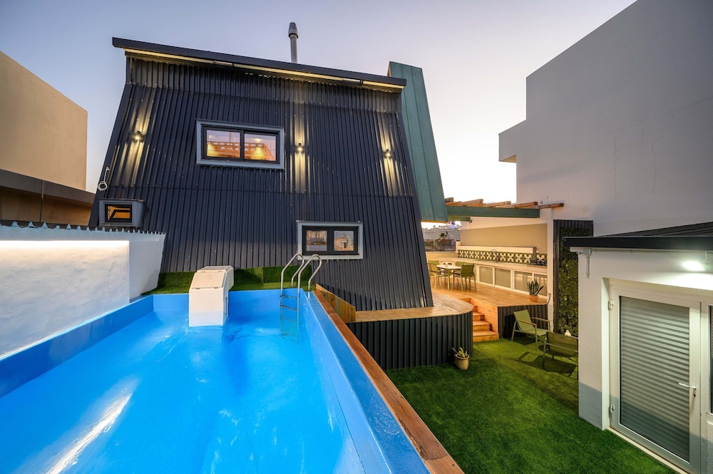 A-home Villa Private Pool Relaxing Hottub Oasis