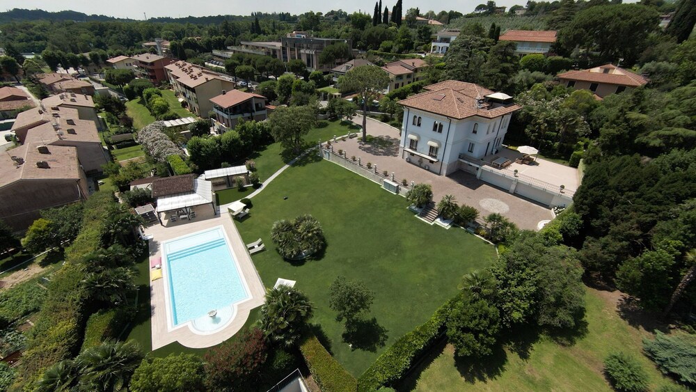 Villa Angela - Italian Homing