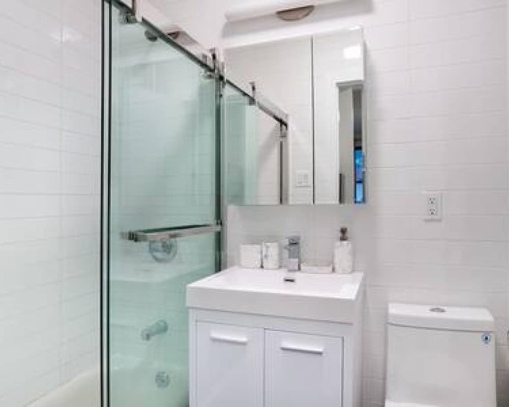 444-1c New Studio in Hell s Kitchen
