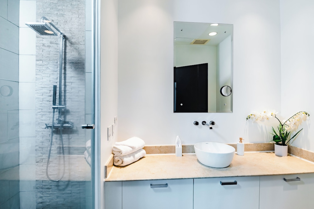mVillas - Luxury 2Bed 2Bath Condo w Pool - Property Image 1