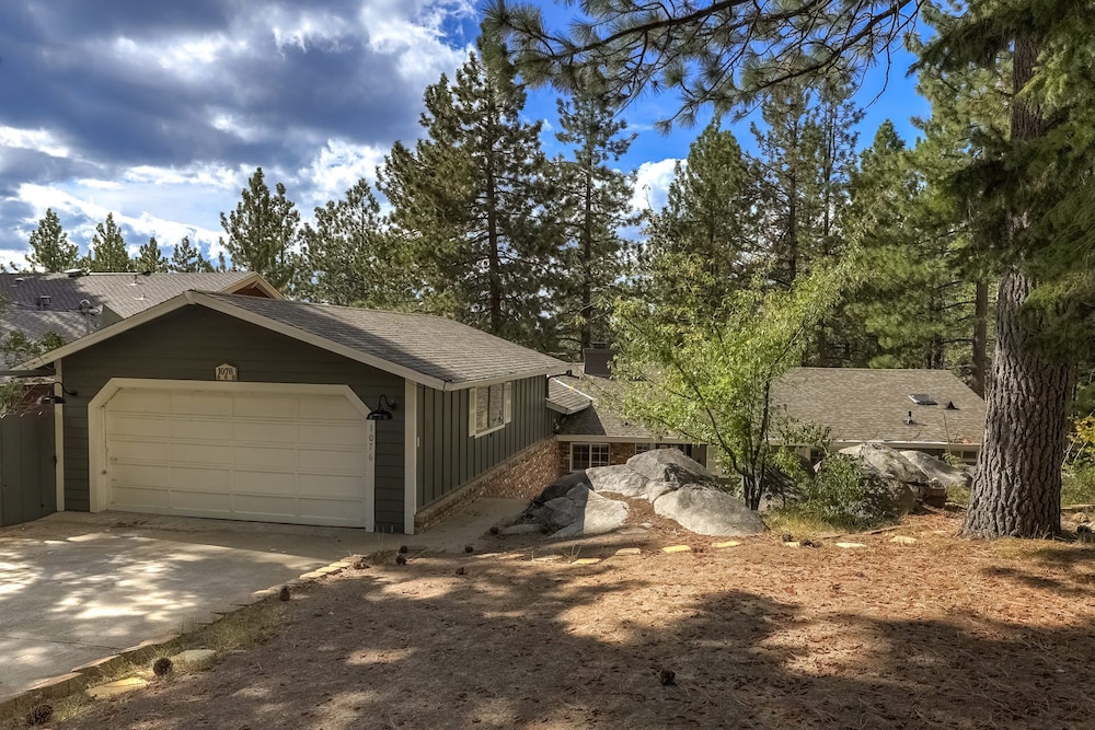 Zephyr Cove Zen - Property Image 4