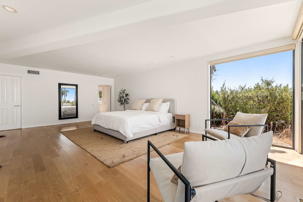 Allura Hollywood Hills LA s Most Incredible Views