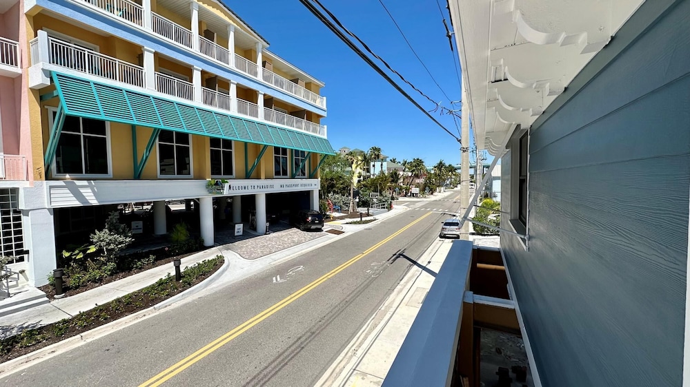 Fins Left - Next to Margaritaville view 5