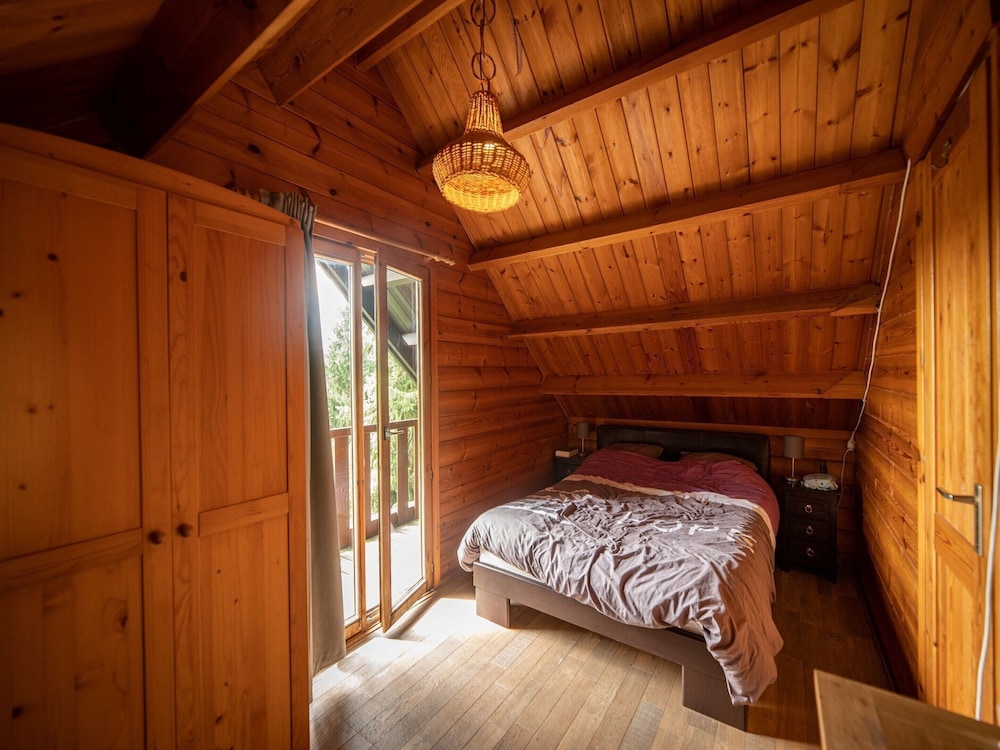 Escape in Dochamps Chalet