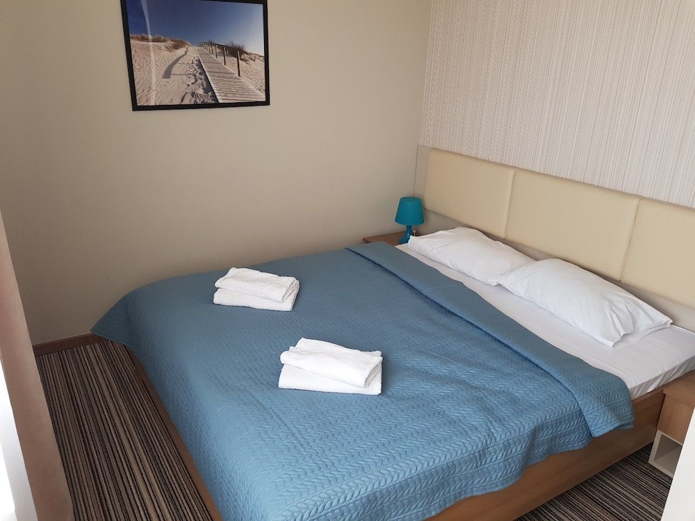 Marina Jastarnia - Apartamenty - Basen