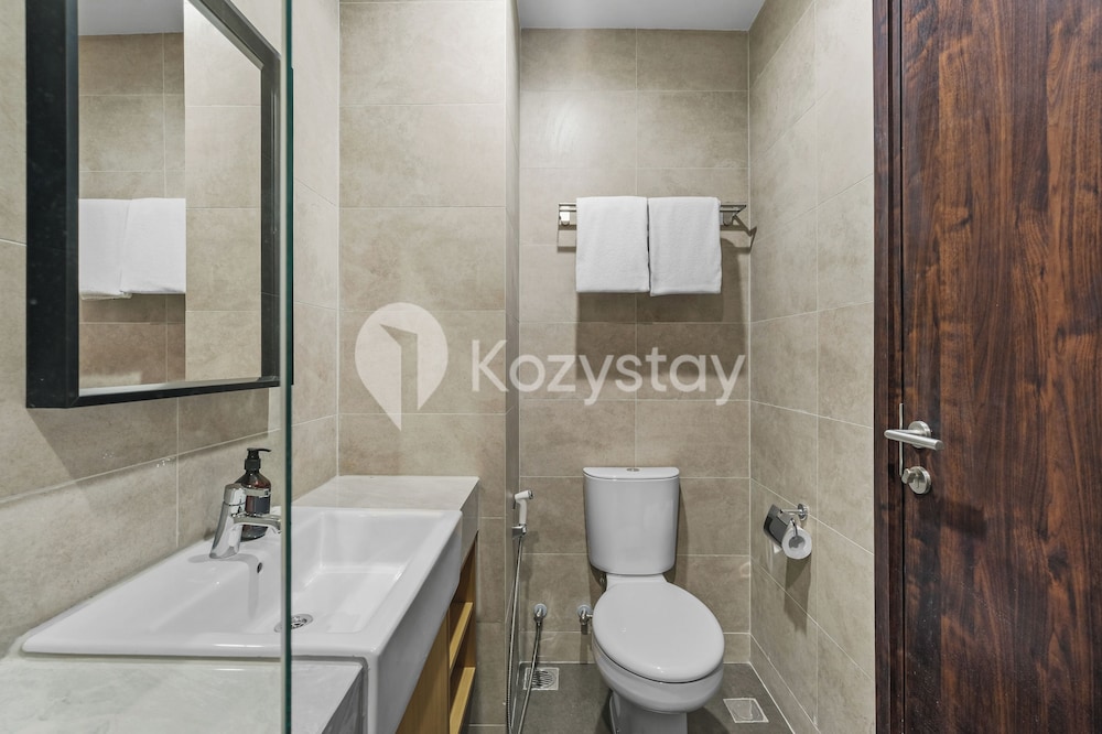 Hesrin by Kozystay - Sentul
