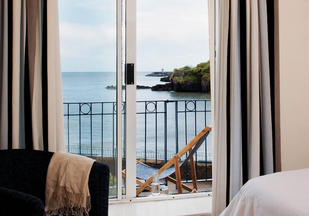 The Strand Inn