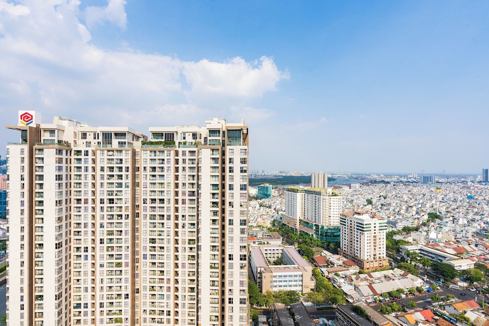 Annie Apartment - Rivergate Resident