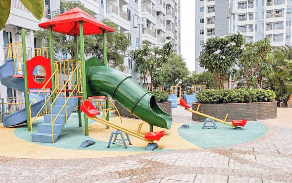 Cozy Stay 2BR at Tanglin Supermall Mansion Apartment