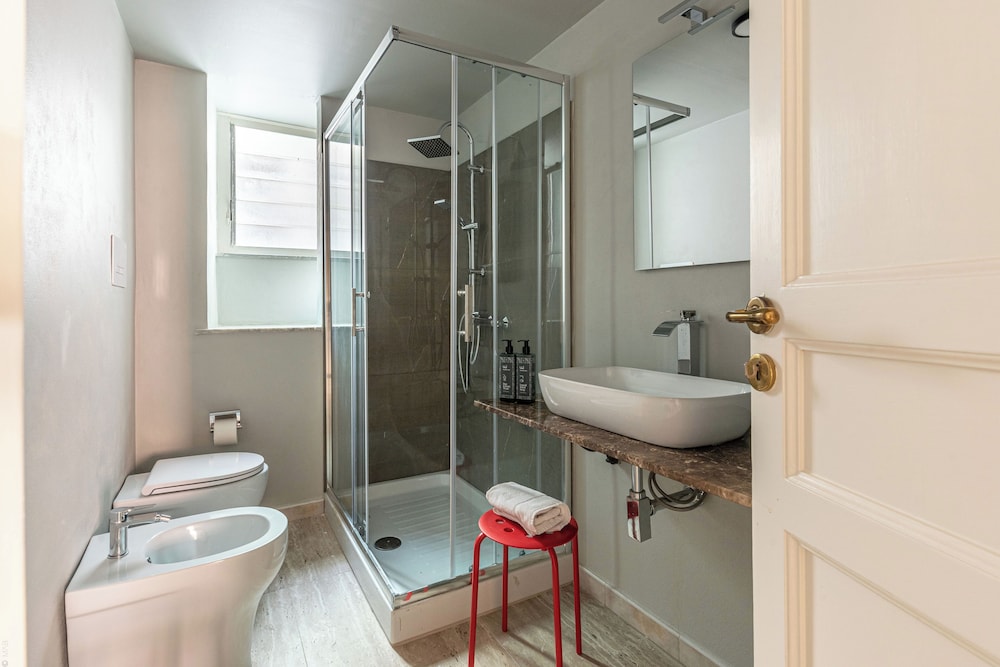 Central City Apartment by Wonderful Italy