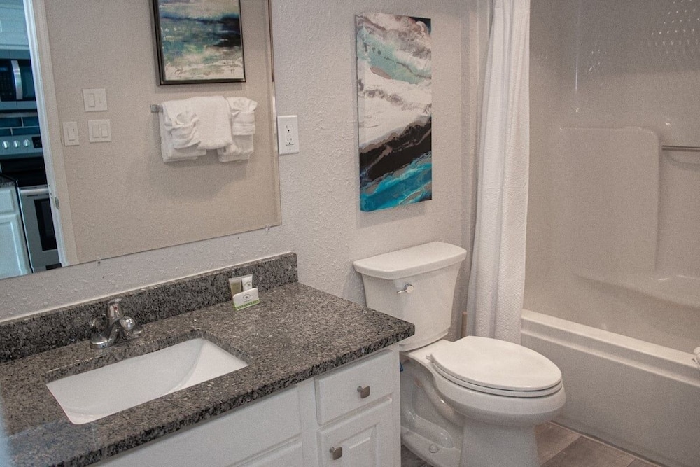 Carolina Winds 806 1 Bedroom Condo