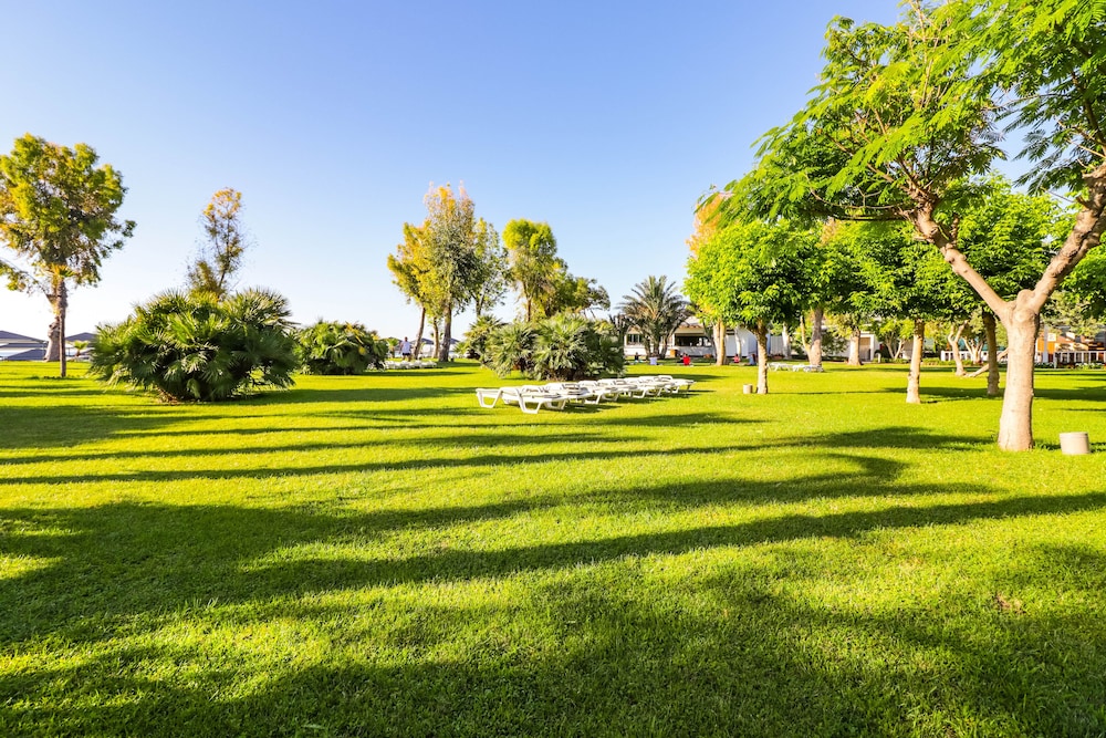 Le Jardin Resort Holiday Village