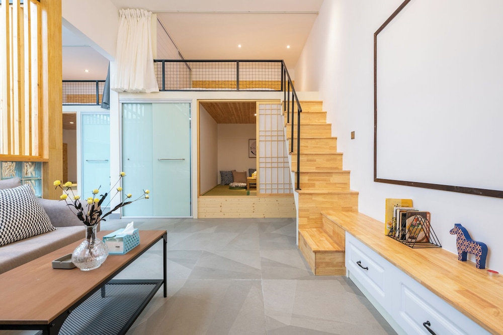 Shanghai Hills&XING 132 Family Homestay