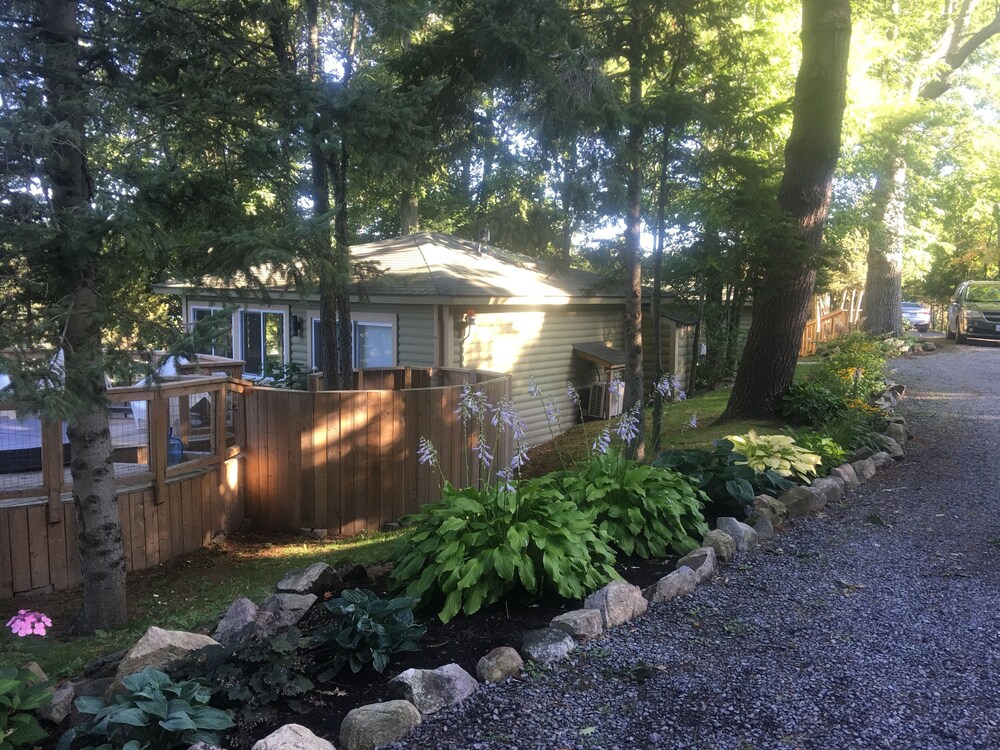 Watermark Waterfront Cottages